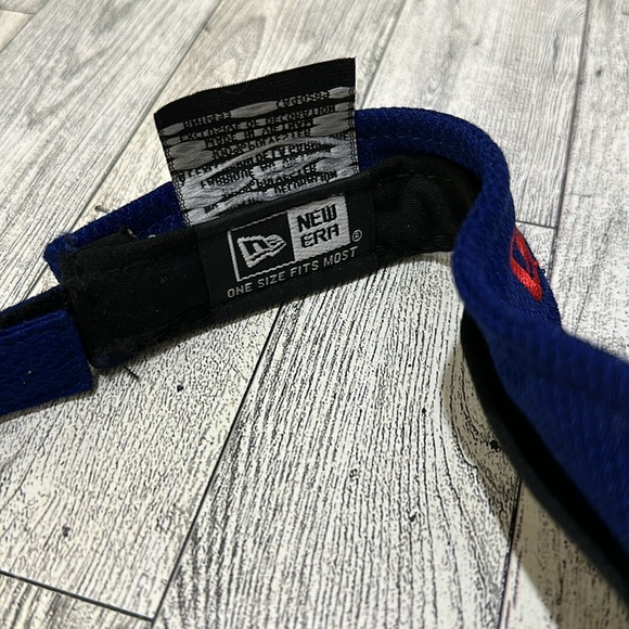 Texas Rangers blue visor cap - Picture 5 of 6